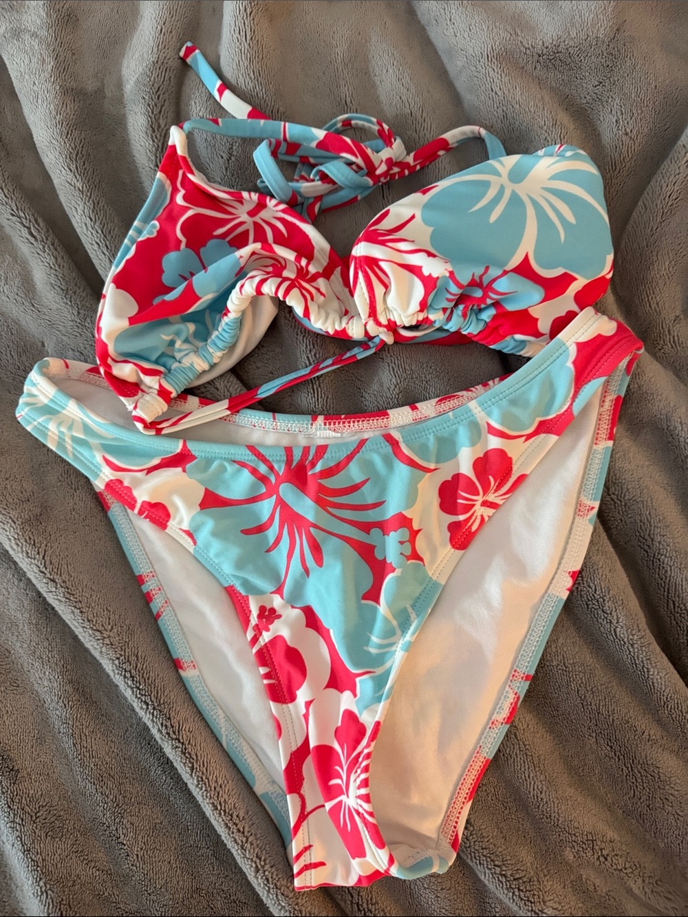 Floral Two-Piece Bikini Set in Turquoise, Pink & White
